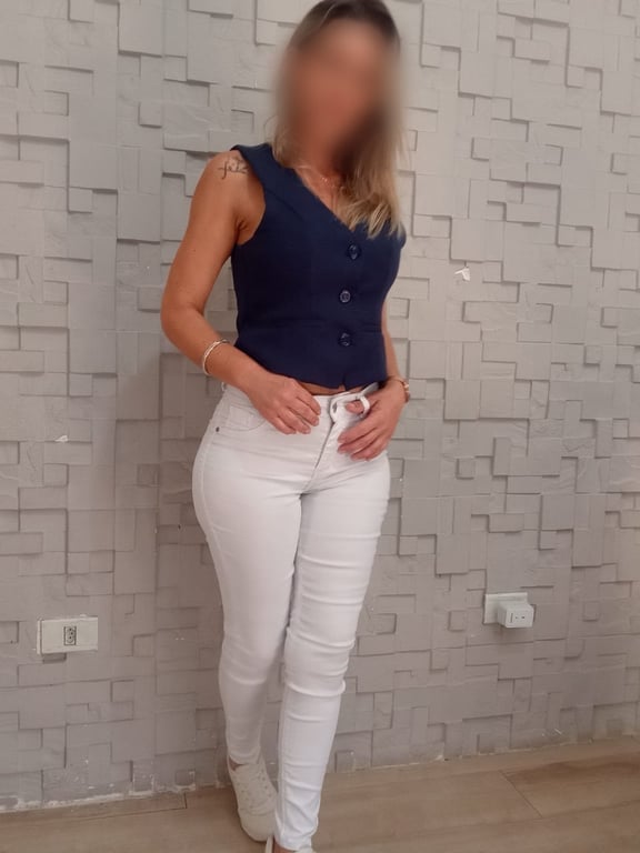 Sara, sua terapeuta tântrica e erótica Massagem