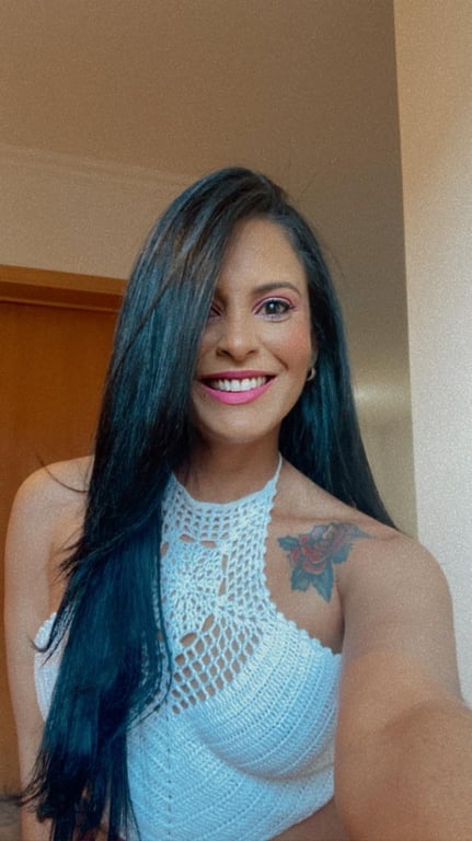 Terapeuta Dara Massagem nuru