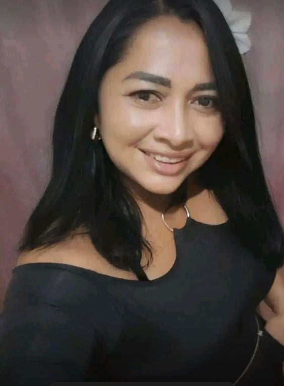 Alexia Massoterapeuta Massagem tântrica