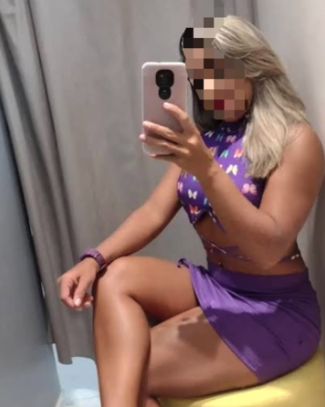 Profissional especializada em massagem terapêutica Massagem nuru