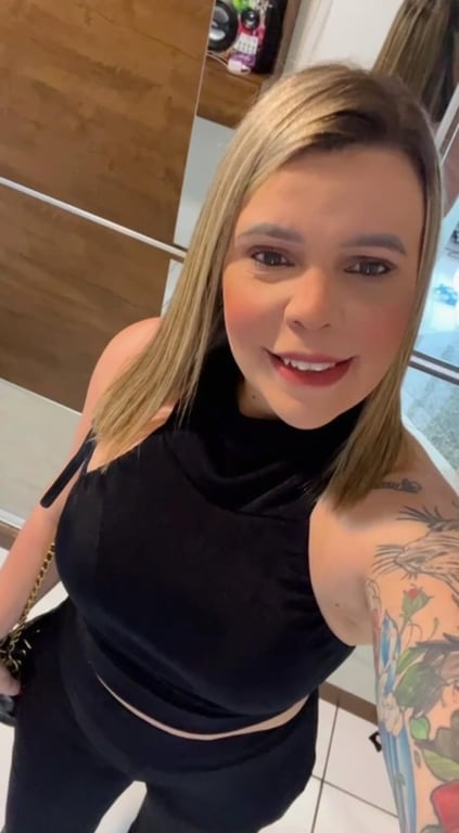 Terapeuta Bruna- Massagem erótica e tântrica. 