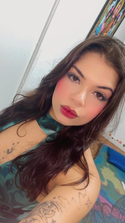 Massagista linda e simpática Massagem sensual em