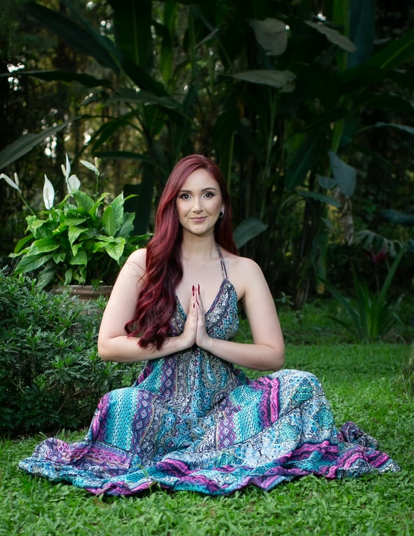 Thaís Camargo - Terapeuta Tântrica Certificada