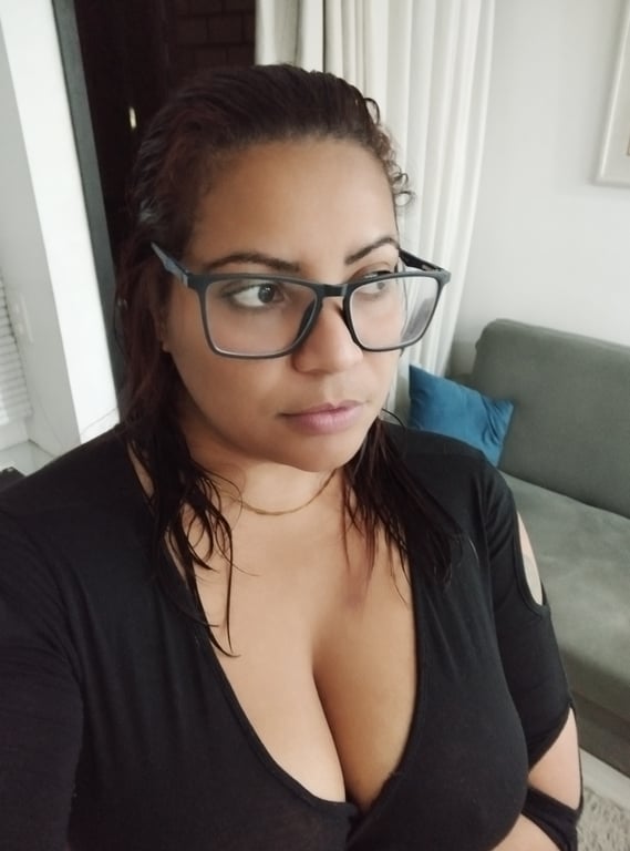 A melhor profissional de SP cuidando de você! Massagem