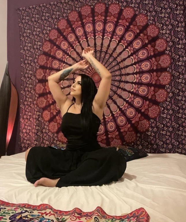 Massoterapeuta Tântrica no Brooklin Massagem nuru