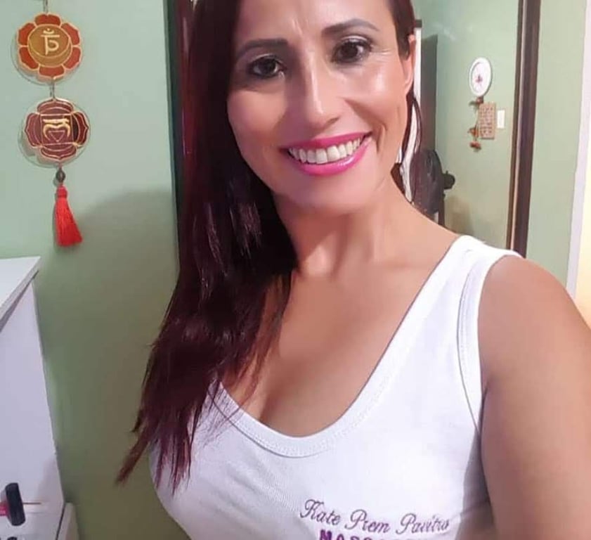 Experimente ao Tantra, te levará a algo sublime. 