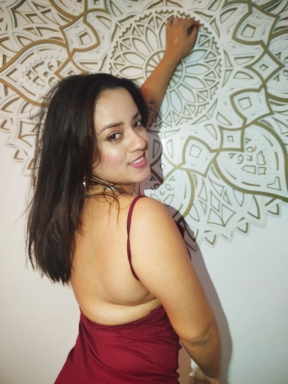 Agatha Massagem sensual - Encantadora Tântrica Massagem