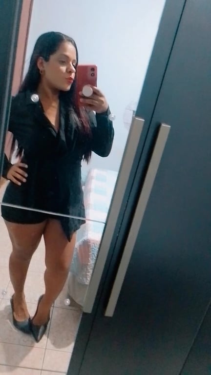 Morena aventureira 