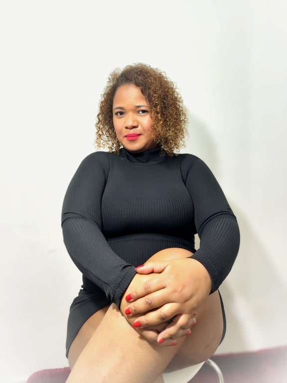 Emily Leoa Massagem Relaxante e Sensual Massagem nuru em