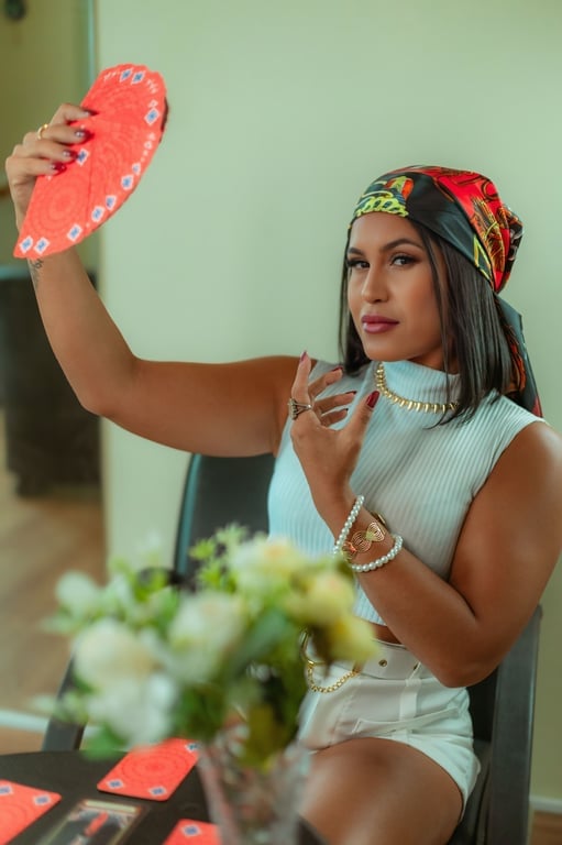 Facilitadora Amanda Oliveira Massagem tântrica