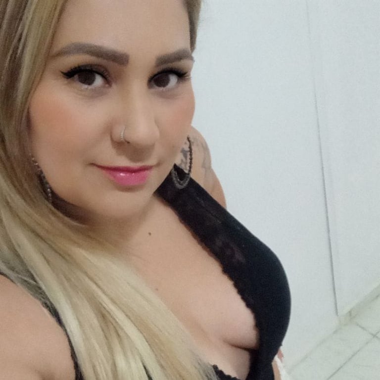 Ellen terapeuta corporal e depiladora 