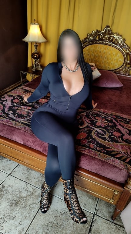 Letícia Lopes MASSAGISTA SENSUAL NO CRISTO REI Massagem nuru