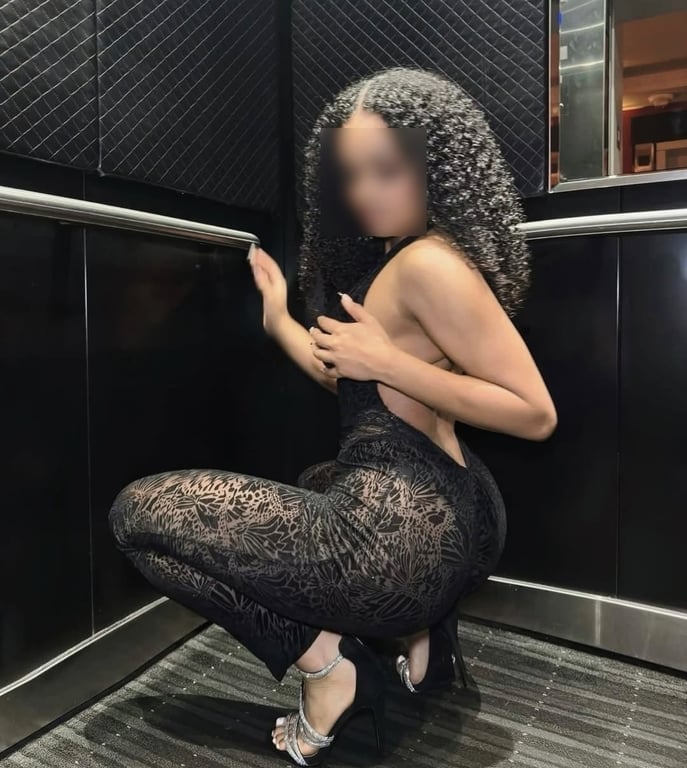 Vivian massoterapeuta Nuru completa Massagem tântrica