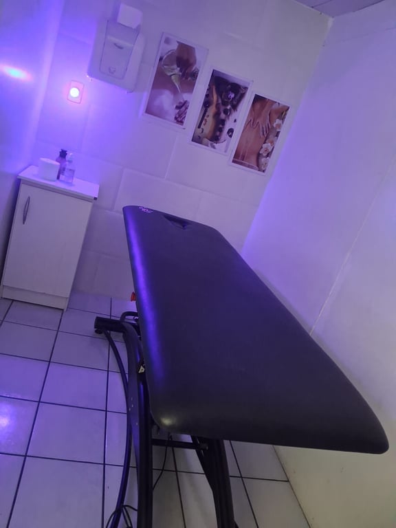 Ana – Massoterapeuta Técnicas Relaxantes Massagem em