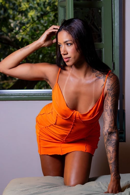 Yara Massagem nuru