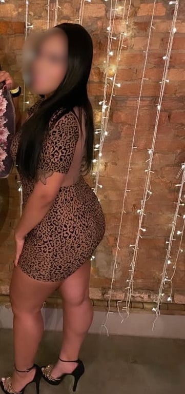 Bia Terapeuta- Primeira vez na cidade. Massagem sensual Massagem tântrica em