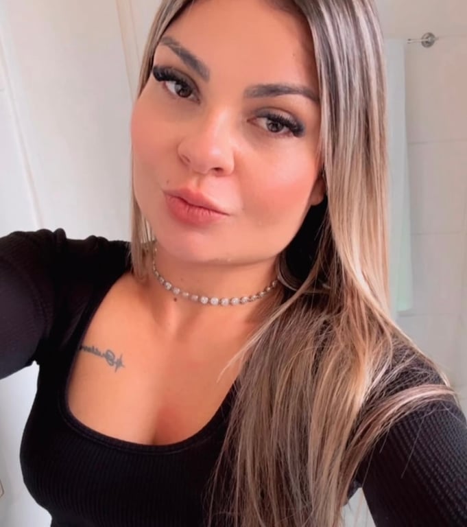 Luana Lopes SUA MELHOR EXPERIÊNCIA Massagem