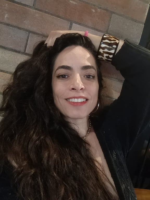 Anne: Tântra, Nuru, Prostática, Vivência, Relaxante Massagista