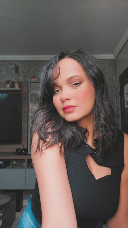 Terapeuta Beatris Moraes - realizo massagem tântrica Massagem em