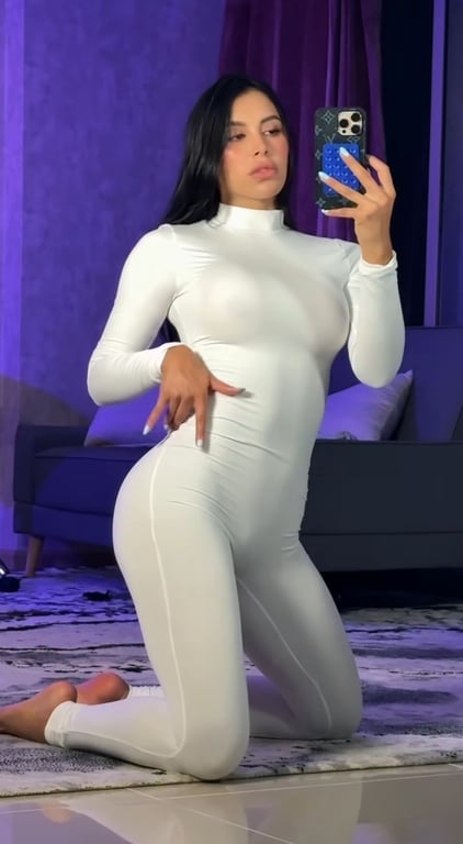 Mirella sua terapêutica exclusiva 