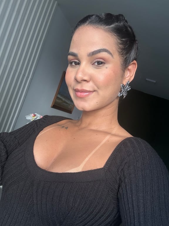 Iris Alves Massoterapeuta - Massagem Sensual Massagem sensual
