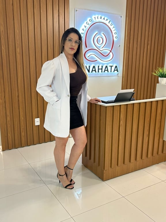 Léia-Anahata Espaço Terapêutico Massagem em