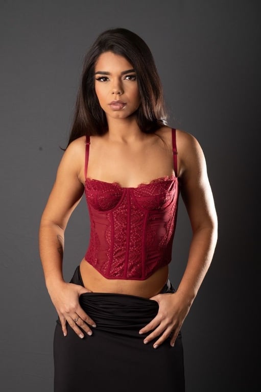 Maya Diniz