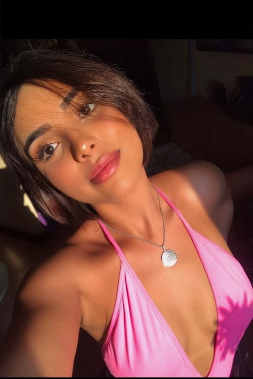 Massoterapeuta Gabi, relaxe seu corpo merece. 
