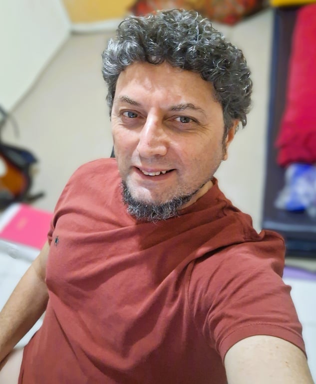 IVAN PREM AMAN – MASSOTERAPIA SEXUAL PARA MULHERES E HOMENS 