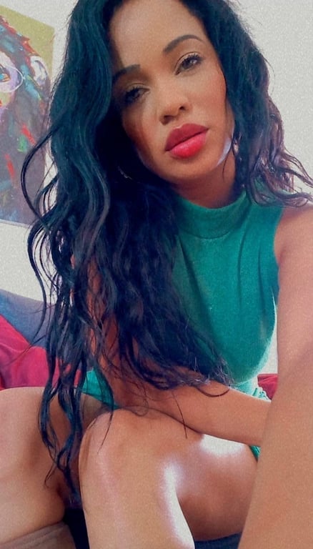 Realizo massagens relaxante sensual completa. Massagem nuru em