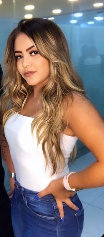 Helen Massagens holística e sensuais 