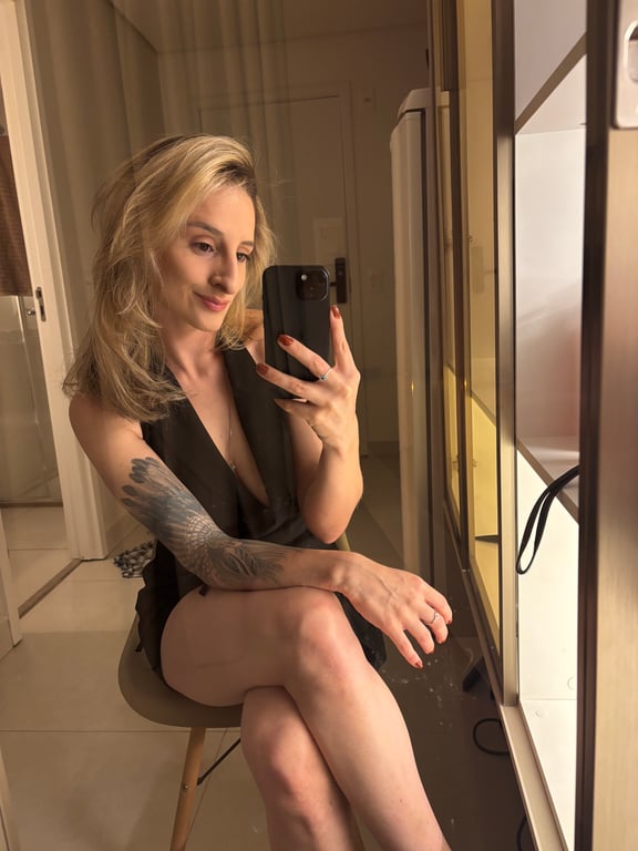 Cris Terapeuta Sensorial Massagem sensual em