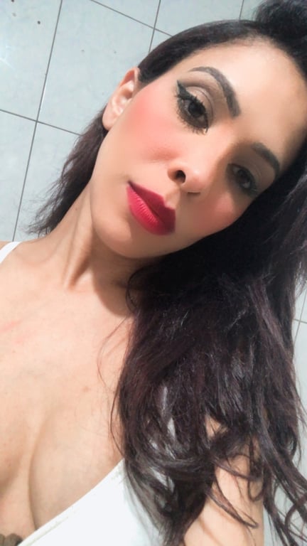 Laura Massagem sensual em