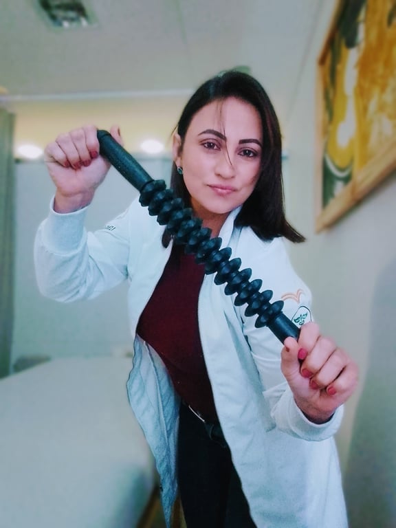Jaqueline Massagista TERAPIAS CORPORAIS E MANUAIS.
