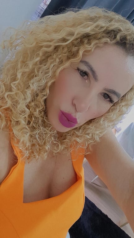 Massagem relaxante, sensuais e depilações Massagem