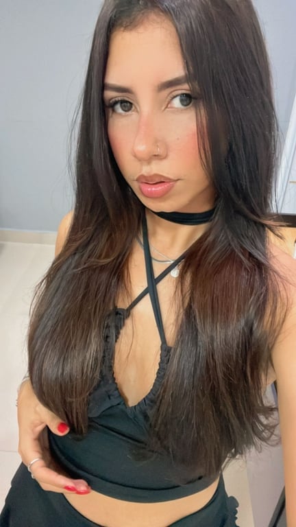  Terapeuta Helen – Toque com Presença, Delicadeza e Intuição Massagem sensual em