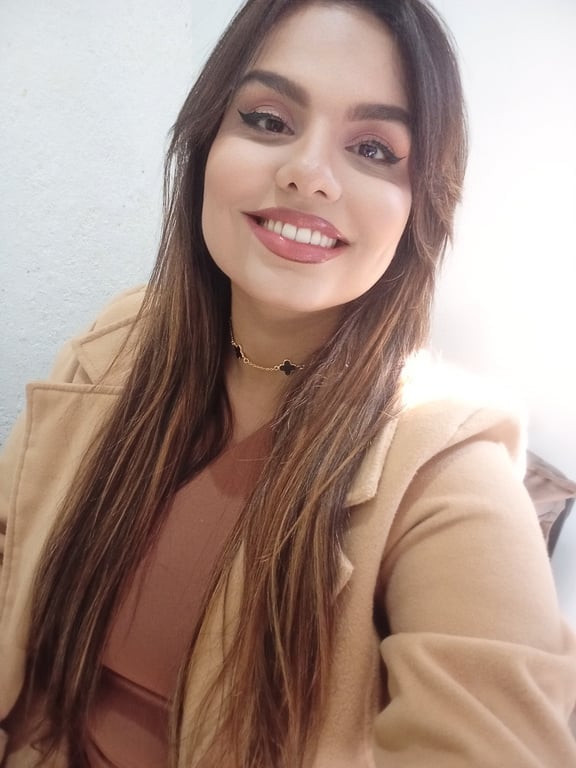Massagem quente, corpo a corpo sem restrição 