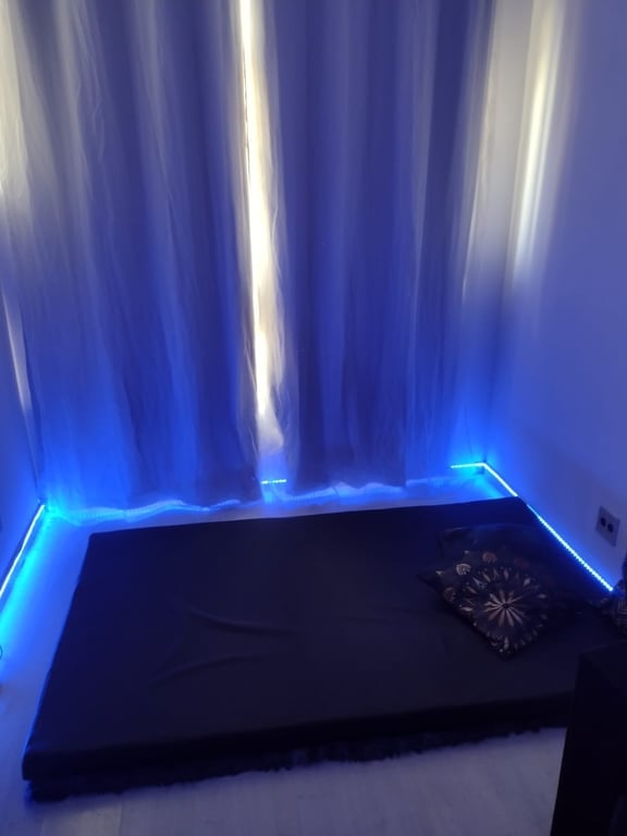 Shantayananda - Terapeuta corporal tântrica