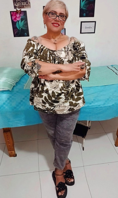 Lecy Rodrigues - Massagista profissional Copacabana. Massagista no