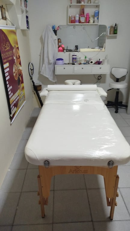 Ana massoterapeuta massagem humanizada Massagistas