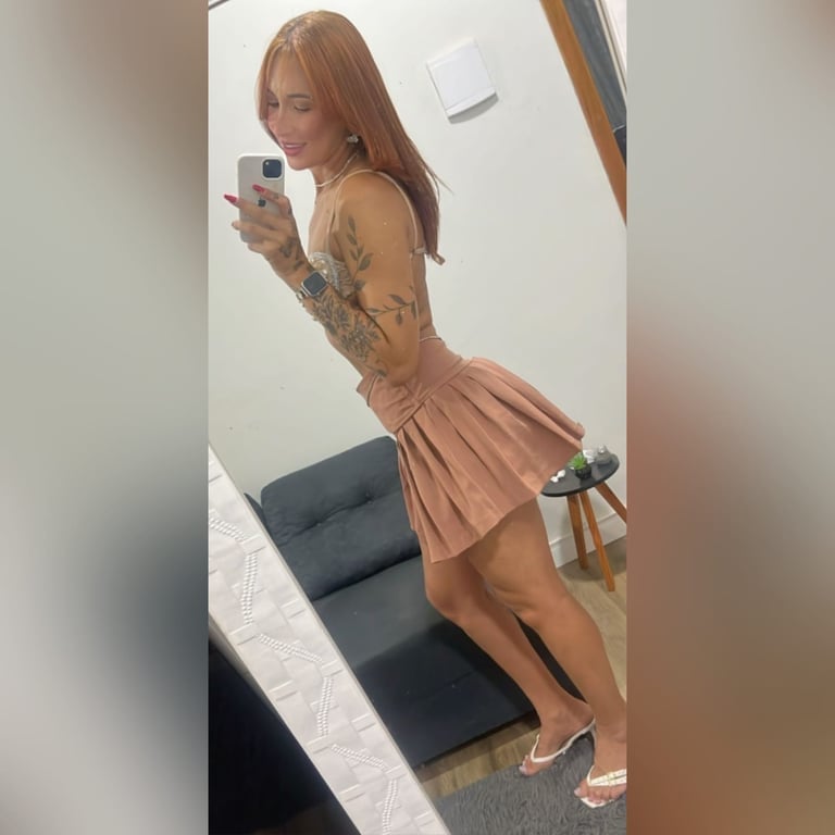 Mayra, massagem corporal e sensual.