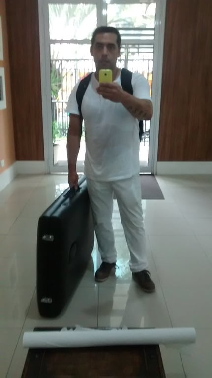André Kamada Massoterapeuta Relaxante + tântrico Massagem nuru em