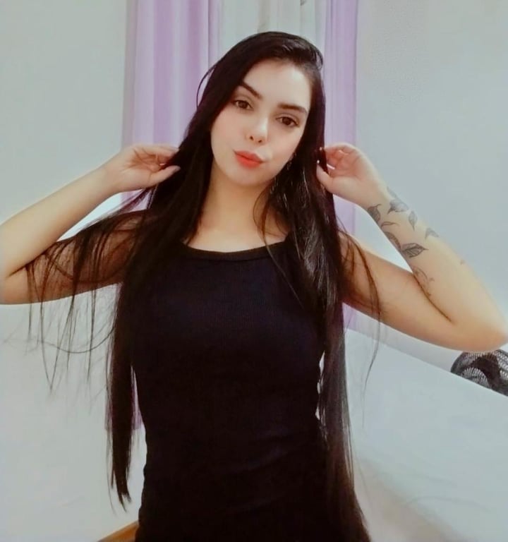 Sarah Massagista Com local Massagem