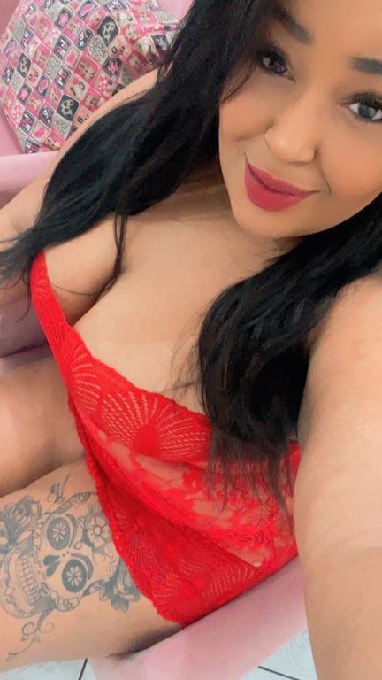 Nicolly Massagista pra homens e Mulheres com Local PRIVATIVO