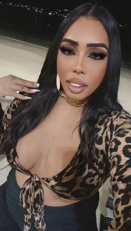 MASSAGISTA TRANSEX MASSOTERAPEUTA DIFERENCIADA 