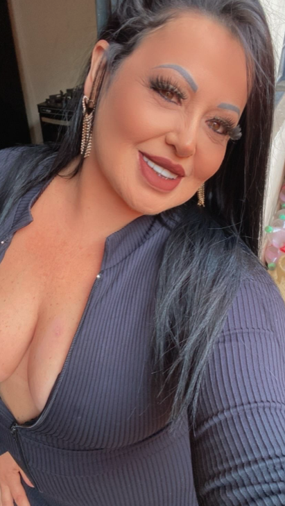 Camily – Especialista em Massagem Relaxante, Nuru Massagem