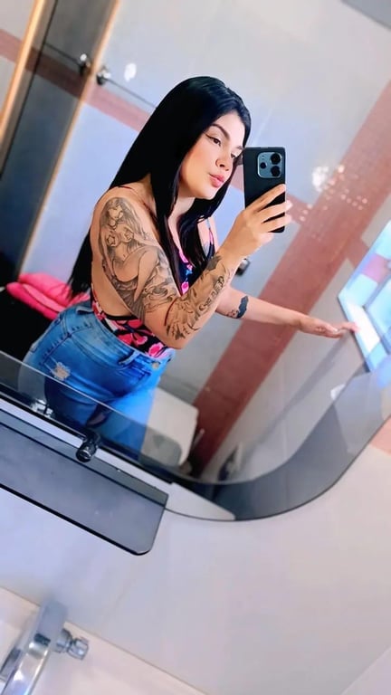 Yara , massagem nuru e relaxante, uma delícia Massagem em
