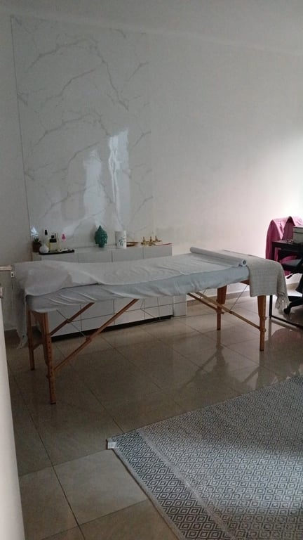 Shirlei Oliveira - Massagem relaxante 