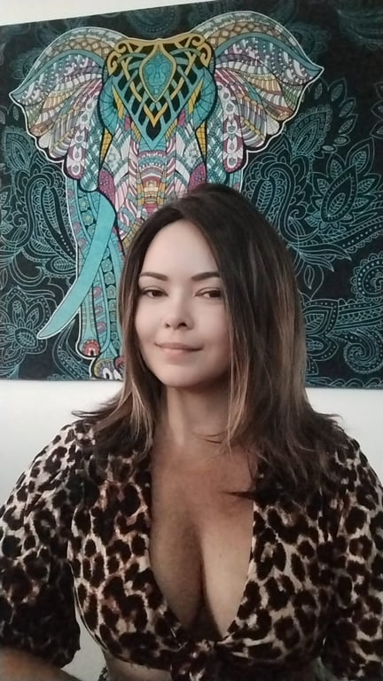 Massagista Carla Massagem tântrica