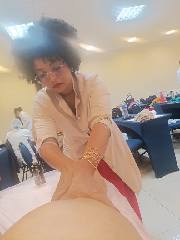 Vick Alencar Massagem sensual em